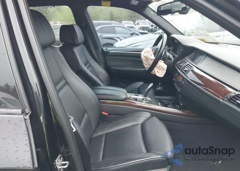 2013 BMW X5 xDrive50I from USA, damaged, VIN 5UXZV8C57DL899442